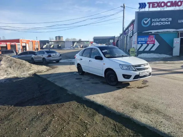 Автомобиль марки LADA модель GRANTA 2015 г.в. VIN-номер XTA219110FY182737