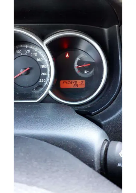 Автомобиль марки NISSAN модель TIIDA 2010 г.в. VIN-номер 3N1BCAC11UK434612