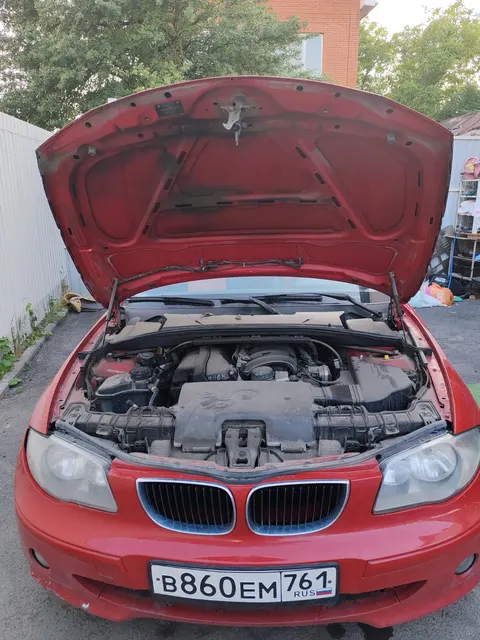 Автомобиль марки BMW модель 118I 2006 г.в. VIN-номер WBAUF31000PS32747