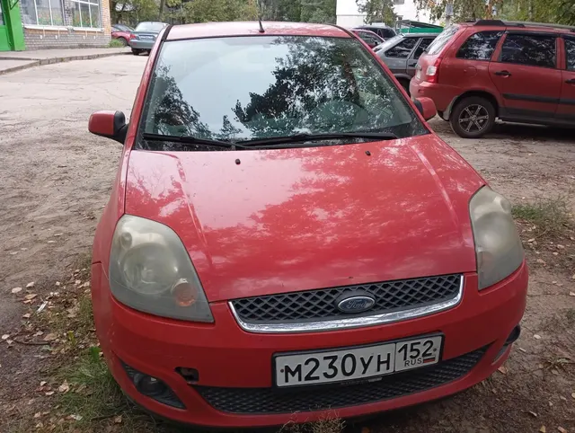 Автомобиль марки FORD модель Fiesta 2006 г.в. VIN номер WF0HXXGAJH6U43577