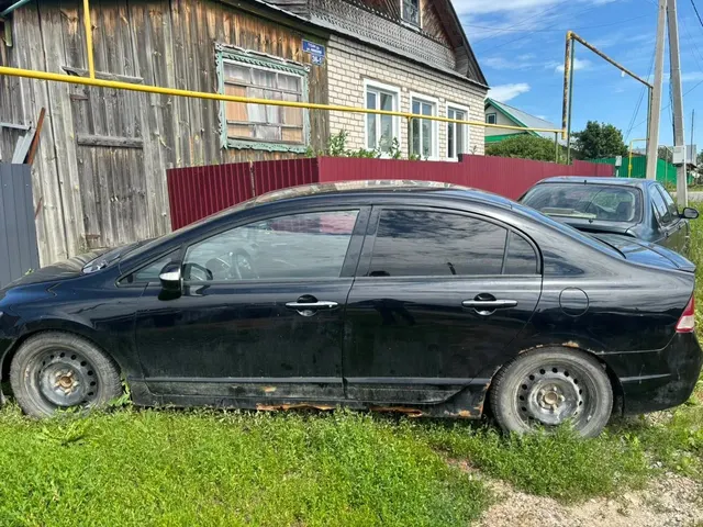 Автомобиль марки HONDA модель Civic 2007 г.в. VIN-номер JHMFD16707S212025