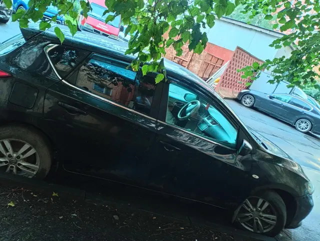 Легковой автомобиль марки NISSAN, модели Tiida, год выпуска 2015, идентификационный номер (VIN) Z8NFEAC1353316629
