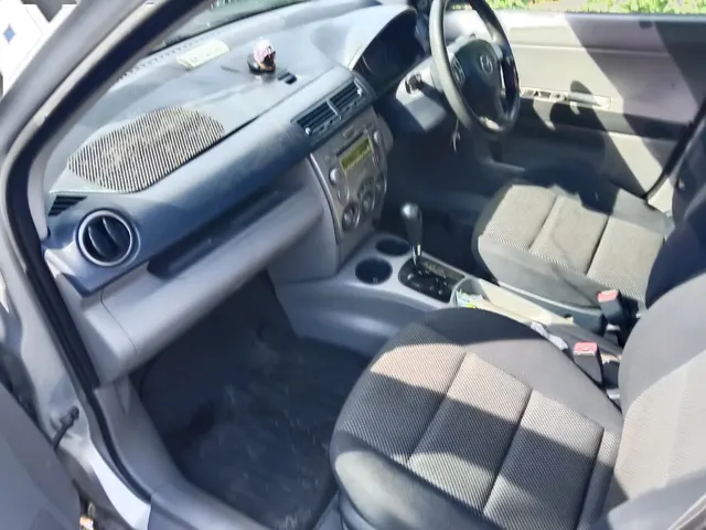 Автомобиль марки MAZDA DEMIO, 2002 г.в., номер кузова DY5W112365
