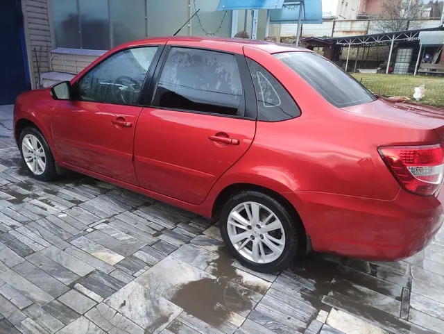 Легковой автомобиль, марки: LADA, модели: Granta 219010, год выпуска: 2020 г., идентификационный номер (VIN): XTA219010M0735205