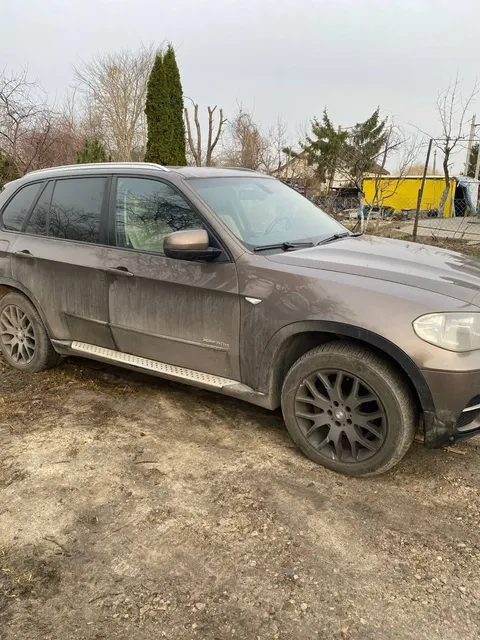 Автомобиль марки BMW модель X5 2010 г.в. VIN-номер X4XZW41150L429799
