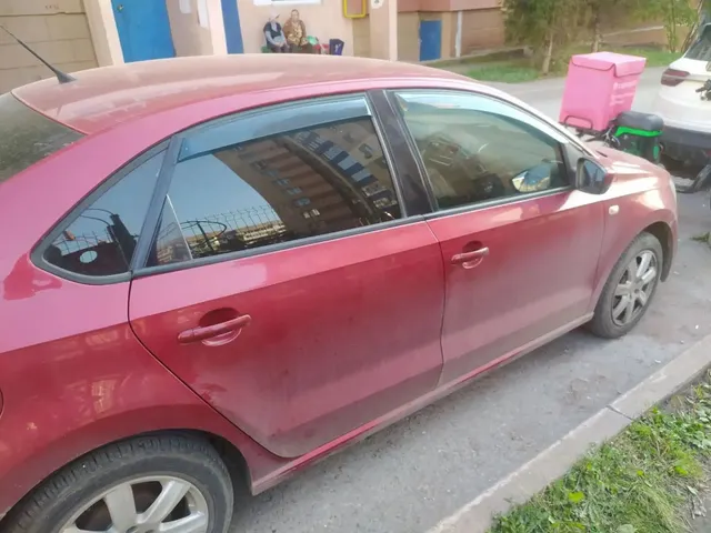 Автомобиль марки VOLKSWAGEN модель POLO 2012 г. Коваленко Кирилла Дмитриевича