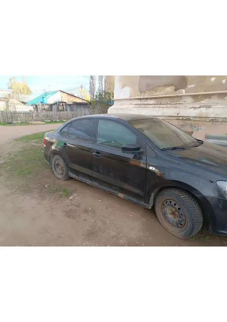 Автомобиль марки VOLKSWAGEN модель POLO 2012 г.в. VIN-номер XW8ZZZ61ZDG030065