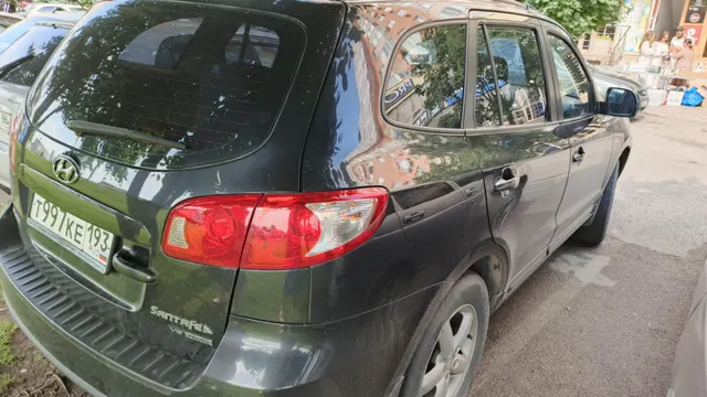 Легковой автомобиль марки: HYUNDAI, модели: Santa Fe, 2.7 GLS, год выпуска: 2008г., идентификационный номер (VIN): KMHSH81DP8U349675