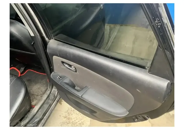Легковой автомобиль марки: HYUNDAI, модель: Elantra 1.6 GLS MT, год выпуска: 2010 г., идентификационный номер (VIN): KMHDU41BABU197605