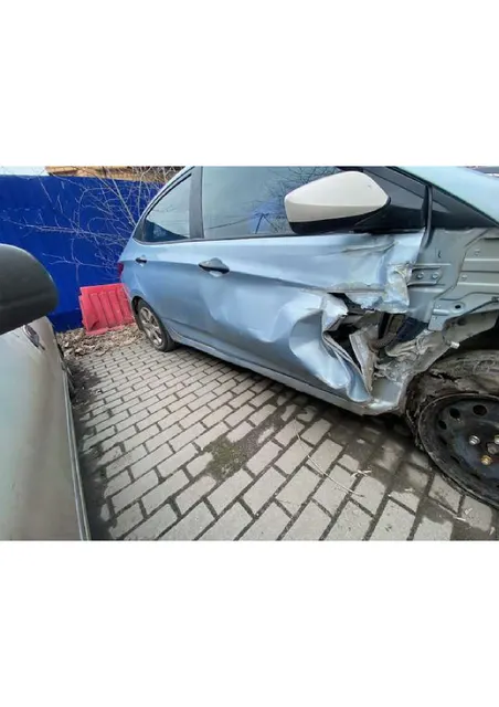 Автомобиль марки HYUNDAI модель Solaris 2011 г.в. VIN- номер Z94CT41DABR042121