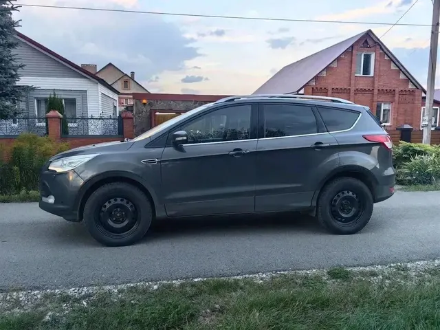 Автомобиль марки FORD модель Kuga 2016 г.в. VIN-номер Z6FAXXESMAGK47046