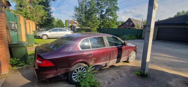 Автомобиль марки SKODA модель Superb 2011 г.в. VIN-номер TMBAB43T9C9011414