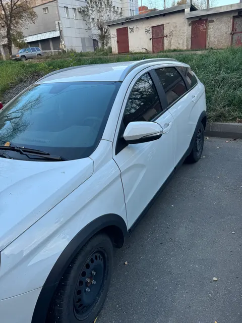 Автомобиль марки LADA VESTA SW, 2024 г.в. VIN XTAGFK350S0902402