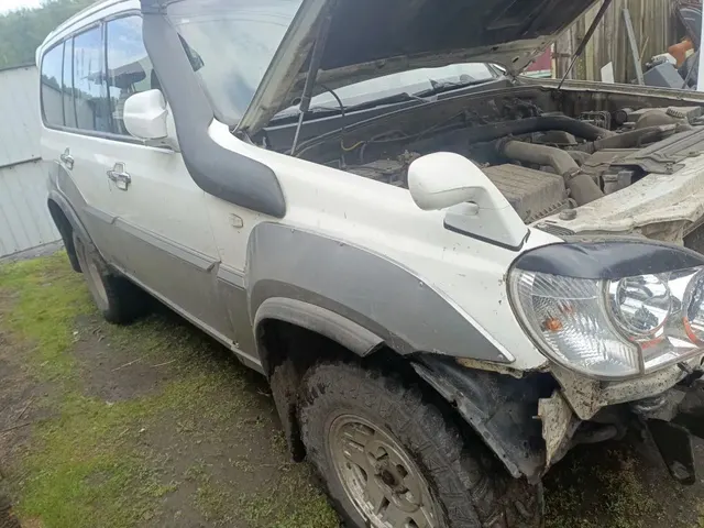 Легковой автомобиль марки: HYUNDAI модель: Terrakan, год выпуска: 2002 г., идентификационный номер (VIN): KMHNN81WP2U037161
