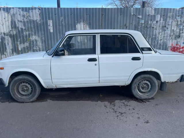 Легковой автомобиль марки: LADA ВАЗ, модель: 210740, год выпуска: 2010 г., кузов №: XTA210740A2970449, идентификационный номер (VIN): XTA210740A2970449, залог ПАО «Совкомбанк»