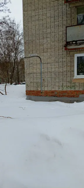 помещение (квартира), общей площадью 51,2 кв. м., по адресу: 442246, Пензенская область, г. Каменка, ул. Чернышевского, д. 23, кв. 18, кадастровый номер: 58:30:0040130:1285. Титульный собственник: Братухина Наталия Юрьевна. На имущество зарегистрировано ограничение (обременение) права: Вид, номер и дата государственной регистрации: Ипотека, 58:30:0040130:1285-58/062/2024-4 от 01.10.2024, залогодержатель: Публичное акционерное общество "СОВКОМБАНК", ИНН 4401116480, ОГРН 1144400000425. В жилом помещении зарегистрированы: Братухина Наталия Юрьевна (информация подтверждается должником). Жилое помещение электрифицировано, газифицировано, имеется водоснабжение, канализация.