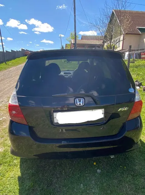 Автомобиль марки HONDA модель FIT 2007 г.в. VIN-номер GD123484258