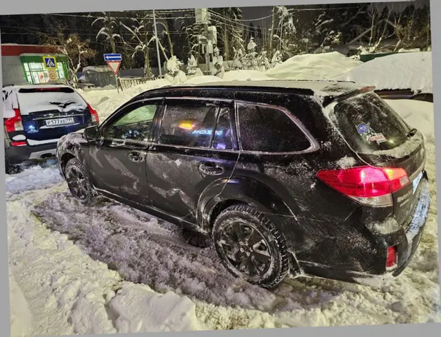 Легковой автомобиль марки: SUBARU, модели: Outback, год выпуска: 2011 г., идентификационный номер (VIN): JF1BR9L95BG082089