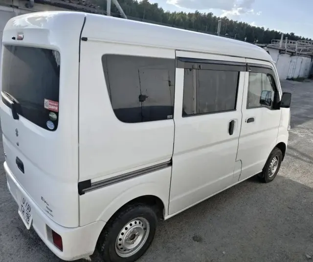 Легковой автомобиль марки: SUZUKI, модели: EVERY, год выпуска: 2020 г., кузов №: DA17V-491329, идентификационный номер (VIN): DA17V-491329