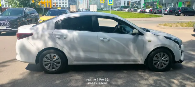 Автомобиль марки KIA модель Rio 2021 г.в. VIN-номер Z94C241BBNR252817