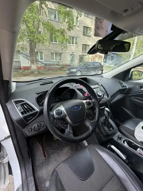 Автомобиль марки FORD модель Kuga 2015 г.в. VIN-номер Z6FAXXESMAFD30446