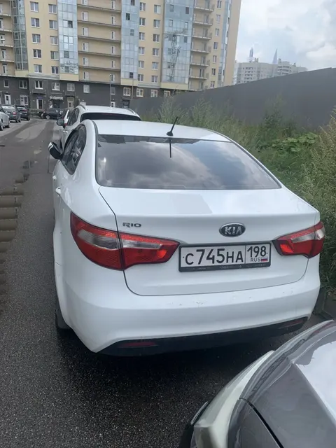 Легковой автомобиль марки: Автомобиль марки KIA модель Rio 2014 г.в. VIN-номер Z94CC41BBER216124.