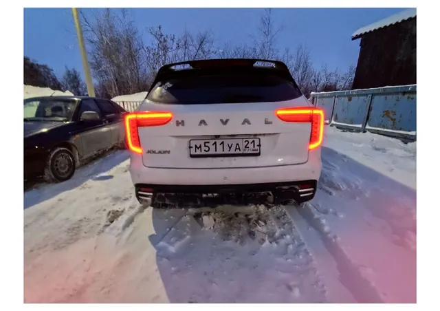 Легковой автомобиль марки: HAVAL, модели: JOLION, год выпуска: 2024 г., кузов №: LGWEE4A52RK636985, идентификационный номер (VIN): LGWEE4A52RK636985. В залоге у ПАО «Совкомбанк».