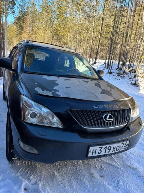 Автомобиль марки Lexus модель: RX 330, 2005 года выпуска, идентификационный номер (VIN): 2T2HA31U25C040401