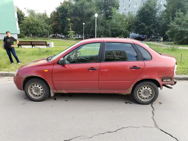 Автомобиль марки ЛАДА 111840 LADA KALINA