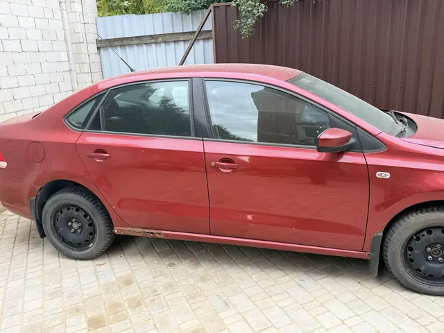 Автомобиль марки VOLKSWAGEN модель Polo 2011 г.в. VIN-номер XW8ZZZ61ZBG022661