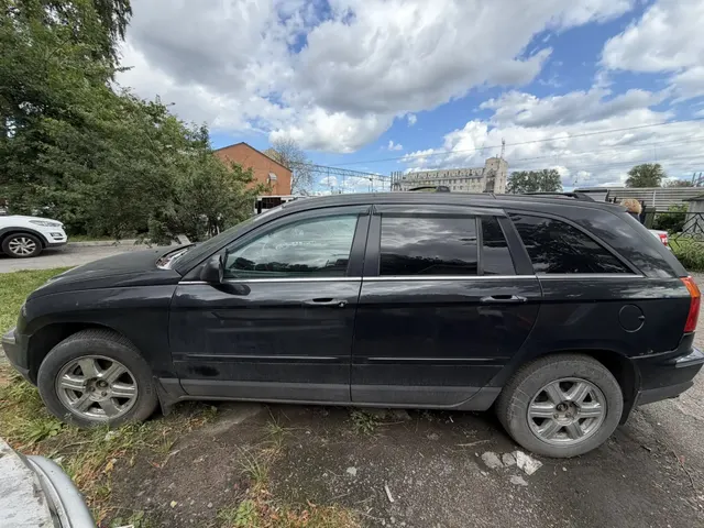 Автомобиль марки Chrysler Pacifica; VIN: 2C8GF68414R636363, 2004 года
