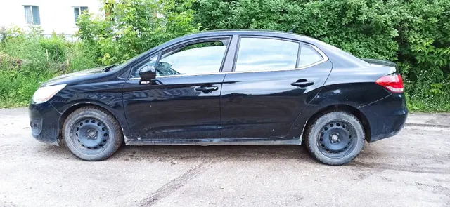 Автомобиль марки CITROEN модель C4 2013 г.в. VIN-номер Z8TNDNFP0DM027346