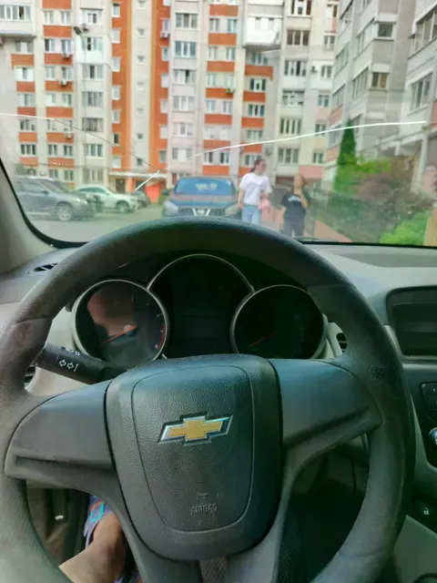 Легковой автомобиль марки: CHEVROLET, модели: CRUZE, год выпуска: 2010 г., идентификационный номер (VIN): XUFJA696JA3017997