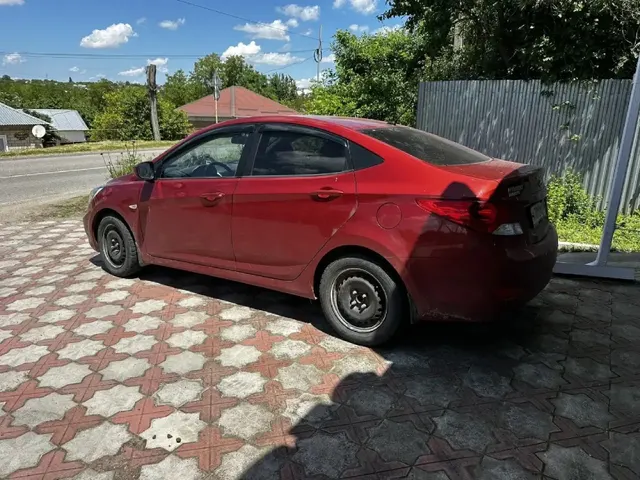 Автомобиль марки HYUNDAI модель Solaris 2012 г.в. VIN-номер Z94CU41CACR127321