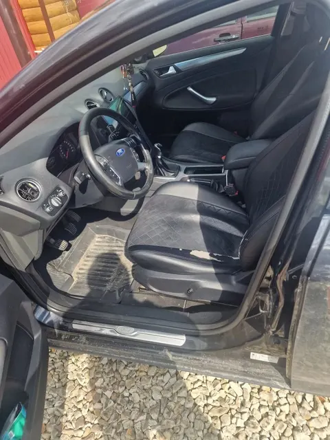 Автомобиль марки FORD модель Mondeo 2012 г.в. VIN- номер X9FDXXEEBDCG04162