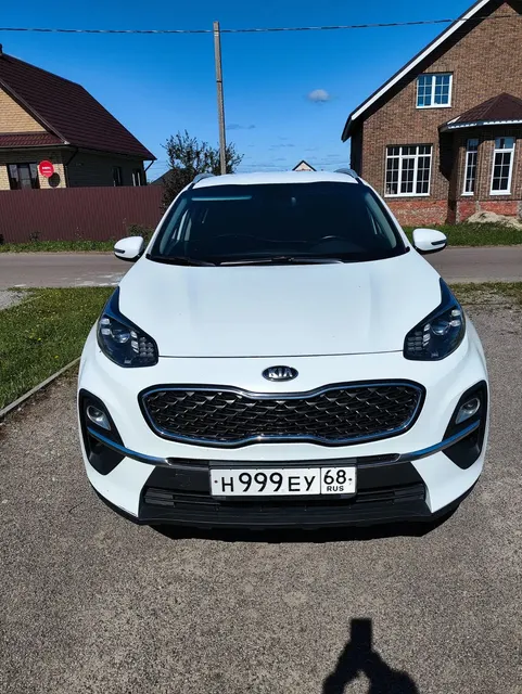 Легковой автомобиль марки: KIA модель: Sportage, год выпуска: 2020 г., идентификационный номер (VIN): XWEPH81ABM0045606, г/н Н999ЕУ68 цвет белый, находящейся в залоге у ПАО "Совкомбанк"