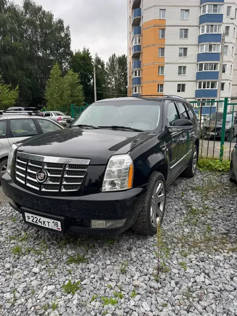 Автомобиль марки CADILLAC, модель GMT 926 Escalade, 2007 года выпуска; VIN: XWFFK638180000017