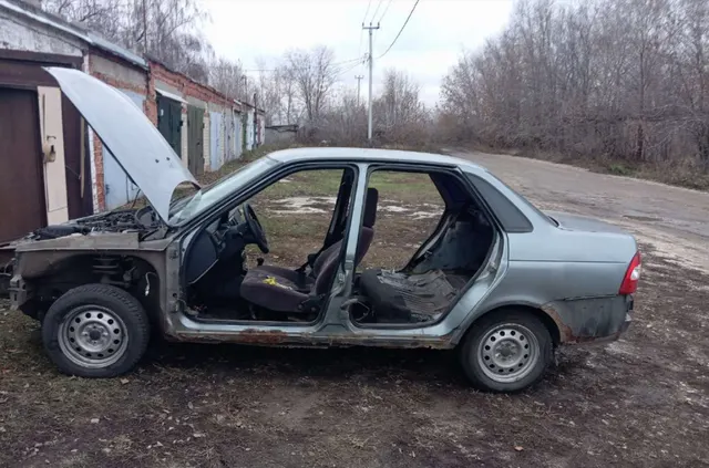 Автомобиль марки LADA 217030 LADA PRIORA, 2008 г.в., VIN XTA21703080125276 является предметом залога ПАО "Совкомбанк"