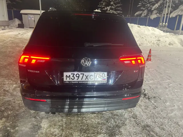 Легковой автомобиль Volkswagen Tiguan 2017 г.в., VIN XW8ZZZ5NZJG208857;