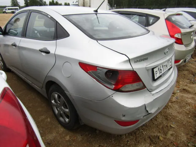 Легковой автомобиль марки: HYUNDAI, модель: Solaris, год выпуска: 2013 г., идентификационный номер (VIN): Z94CT41DADR207913