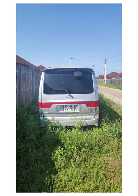 Легковой автомобиль марки: MAZDA, модель: BONGO FRIENDEE, год выпуска: 2000 г., кузов №: SGLR400928