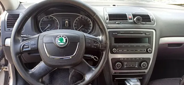 Легковой автомобиль марки: SKODA, модели: Octavia, год выпуска: 2011 г., идентификационный номер (VIN): XW8BK61Z0BK270022.