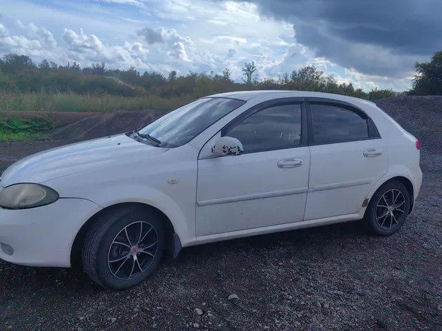 Легковой автомобиль марки, модели: CHEVROLET LACETTI KLAN J200, год выпуска:2007, идентификационный номер (VIN): XUUNF487J70001024
