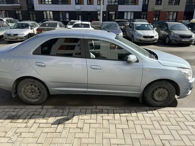 Автомобиль марки CHEVROLET модель COBALT 2013 г.в. VIN номер XWBJF69VJDA035815