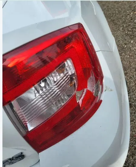 Автомобиль Марка SKODA Модель RAPID VIN XW8AH1NH7FK126522 Регистрационный номер Р735СТ716 Тип ТС легковой комби Год выпуска 2015 Цвет белый ПТС 16РТ 617374 СТС 99 78 707366