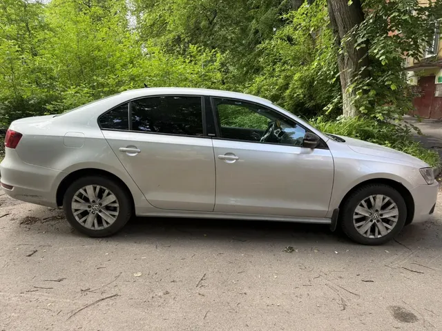 Автомобиль марки VOLKSWAGEN модель Jetta 2014 г.в. VIN-номер XW8ZZZ16ZEN919045
