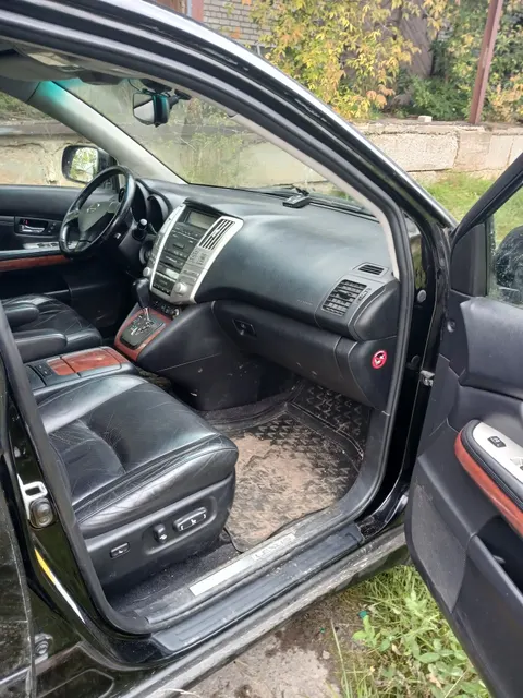 Автомобиль марки LEXUS модель RX350, 2008 г.в., идентификационный номер (VIN): JTJHK31U202051341
