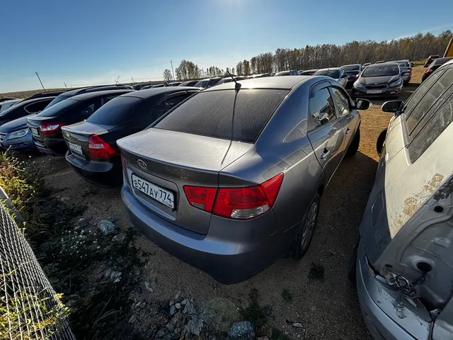 Автомобиль марки KIA модель Cerato 2009 г.в. VIN-номер KNAFU411AA5802963