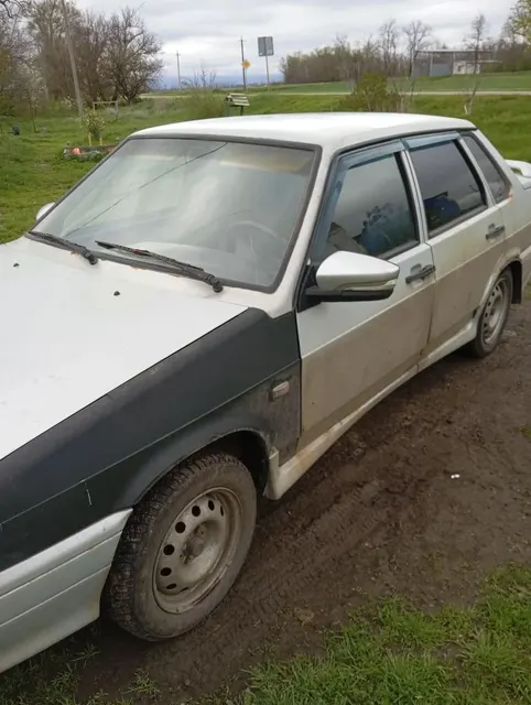 Автомобиль легковой, марки: ВАЗ, модели: 21150, год выпуска: 2006 г., идентификационный номер (VIN): XTA21150064218860, зарегистрированный за супругой должника Бершанской А. В.