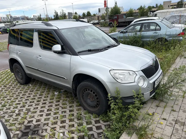 Легковой автомобиль марки: SKODA, модели: Yeti, год выпуска: 2013 г., идентификационный номер (VIN): TMBJJ45L0D6089583 Является предметом залога ПАО Совкомбанк